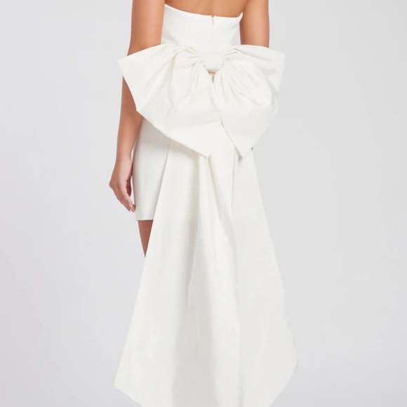 Rebecca Vallance Mini Daphne Ivory Dress with Bow - Picture 1 of 5